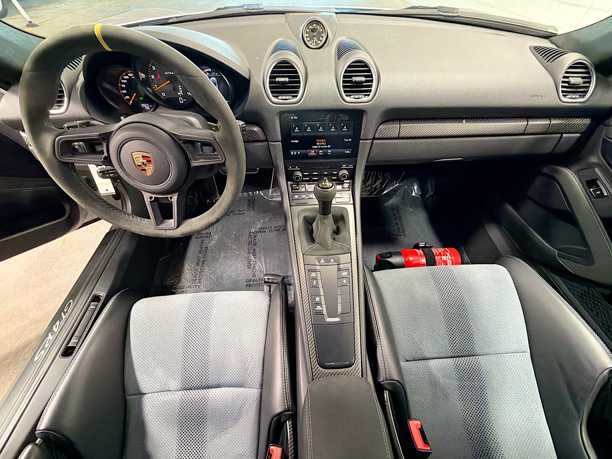 Used 2025 Porsche 718 Cayman GT4 RS w/ Chrono Package RWD image 15