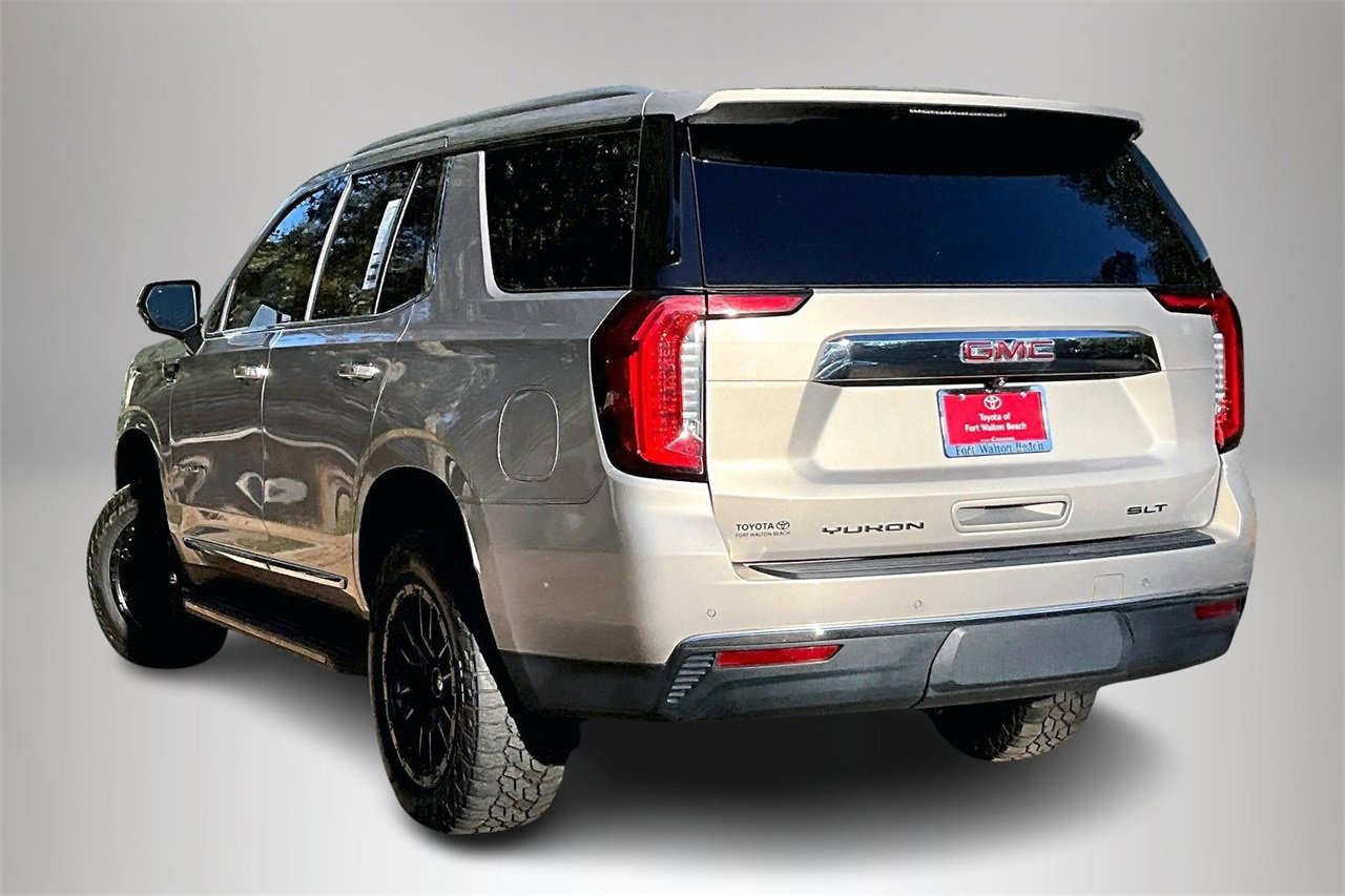 Used 2021 GMC Yukon SLT w/ SLT Luxury Plus Package image 4