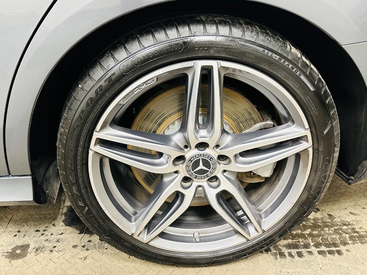 Used 2019 Mercedes-Benz E 450 E 450 4MATIC AWD 4dr Wagon image 32