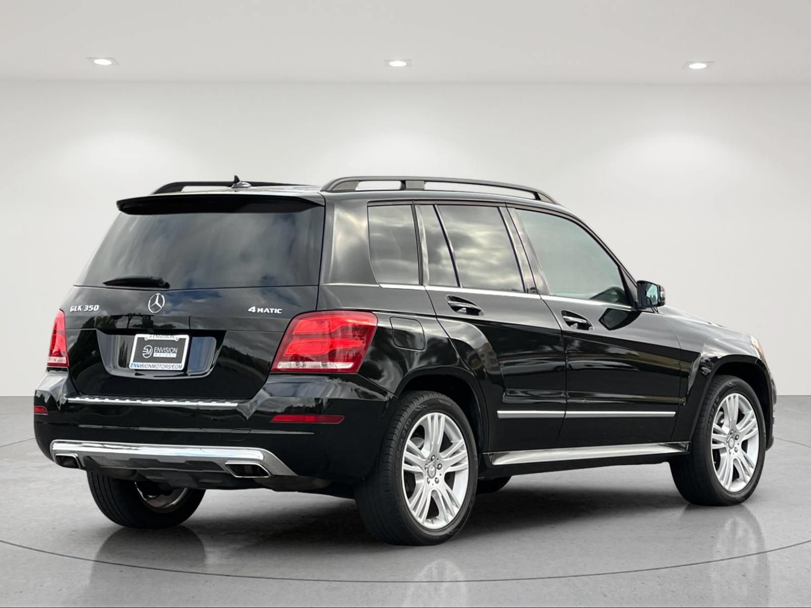 Used 2015 Mercedes-Benz GLK 350 4MATIC image 5