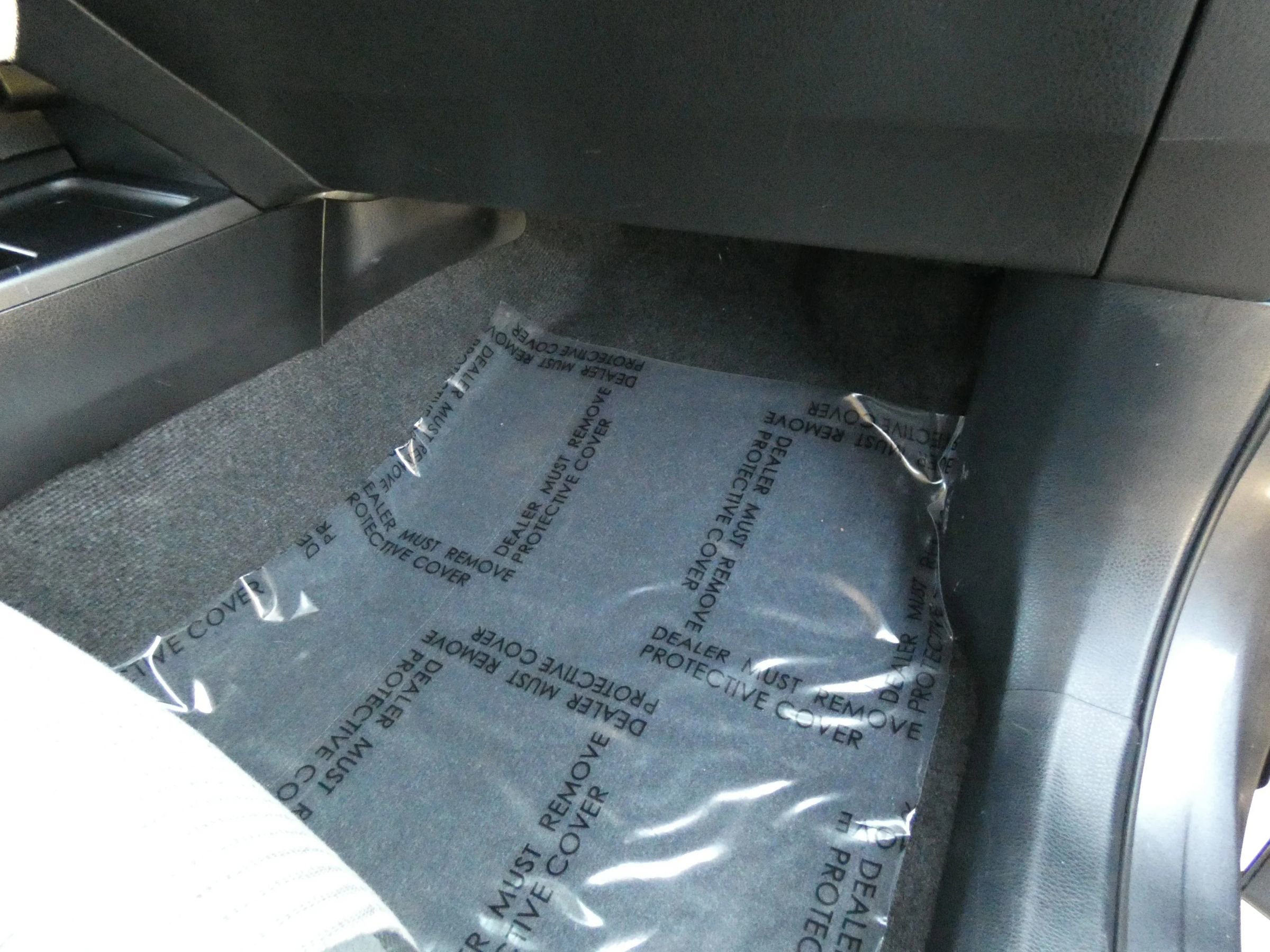 Used 2015 Toyota RAV4 LE image 30