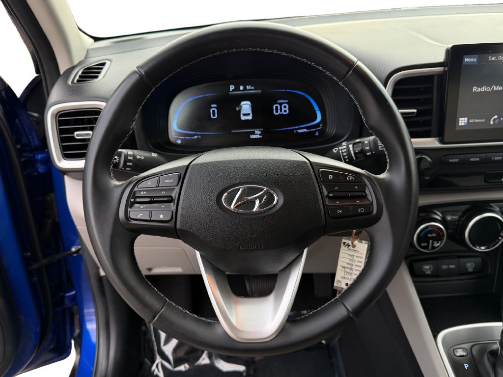 Used 2023 Hyundai Venue SEL w/ Cargo Package FWD image 17