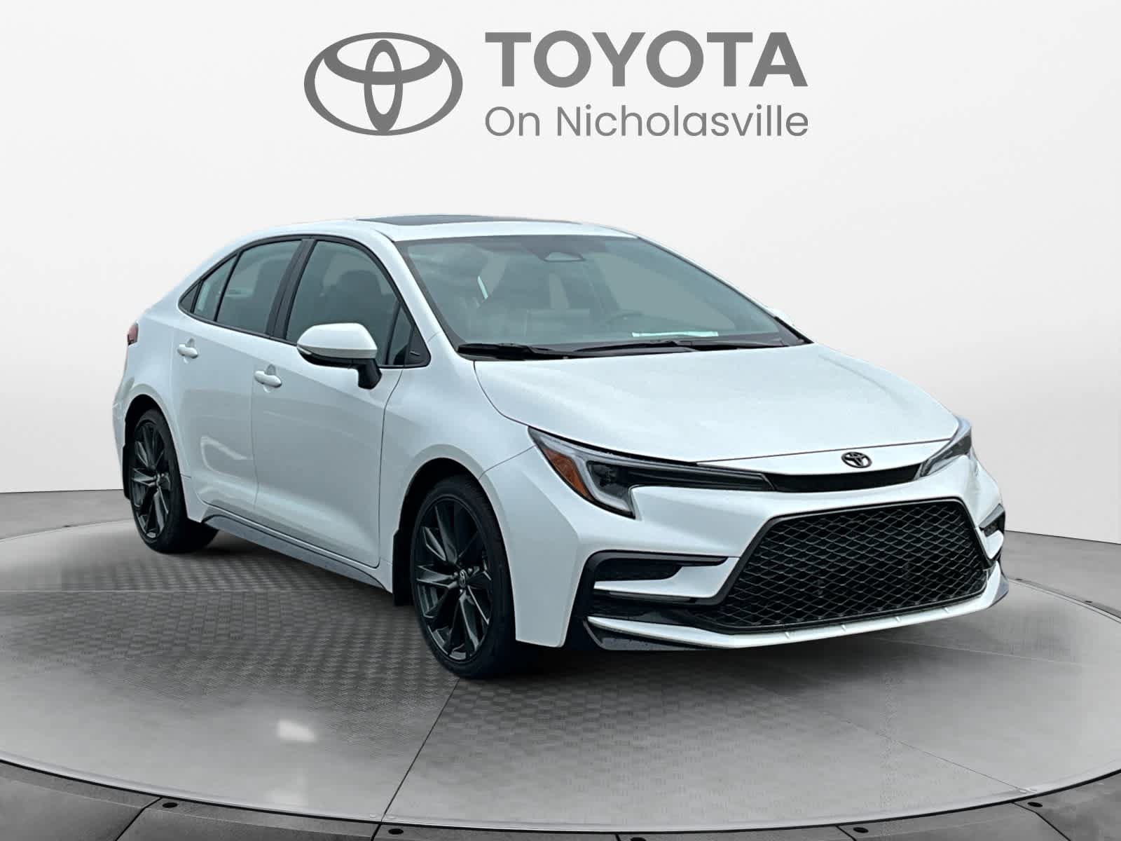 Used 2026 Toyota Corolla XSE FWD image 7