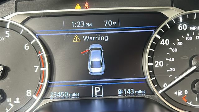 Used 2024 Nissan Altima 2.5 SR FWD image 19