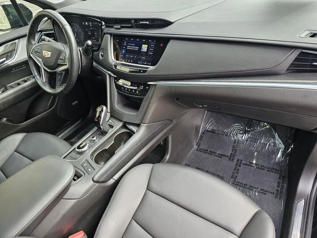 Certified 2023 Cadillac XT5 Sportv w/ Technology Package image 16