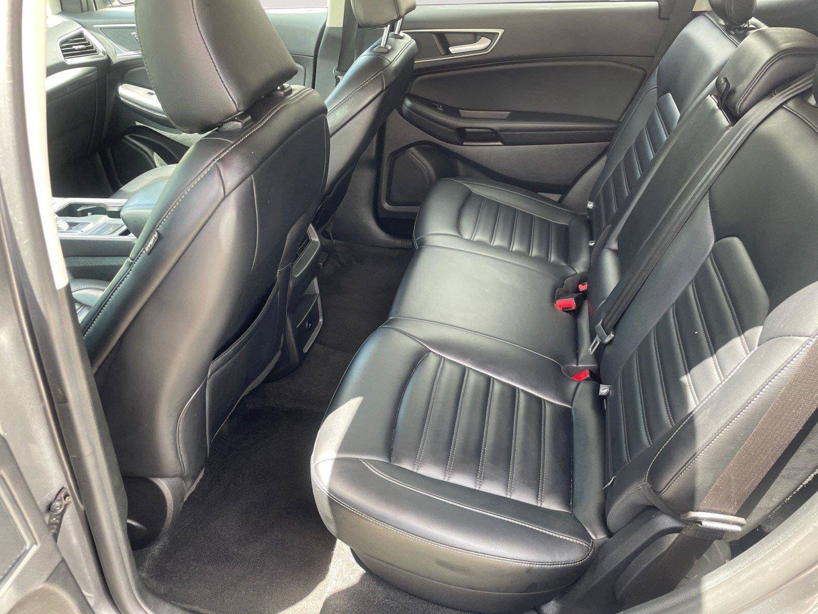 Used 2024 Ford Edge SEL AWD/4WD image 16