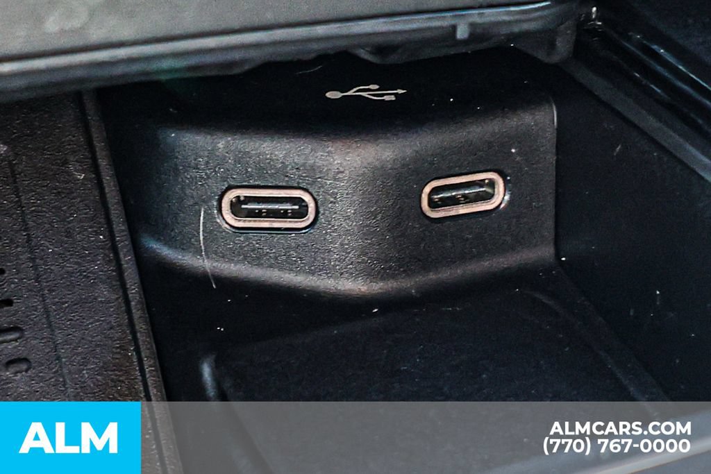 Used 2024 Mercedes-Benz GLE 450 4MATIC w/ AMG Line Exterior image 41