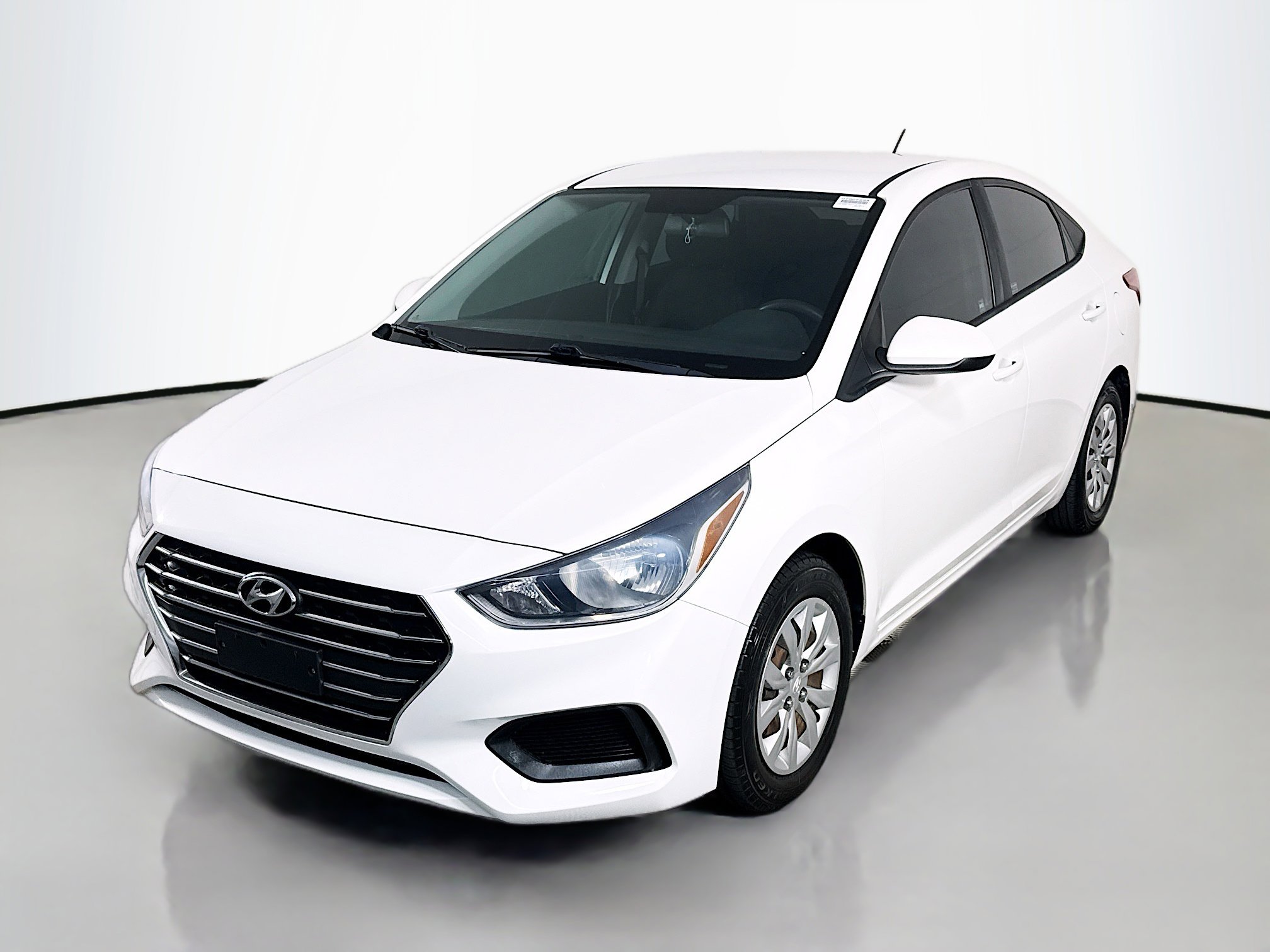 Used 2020 Hyundai Accent SE FWD image 4