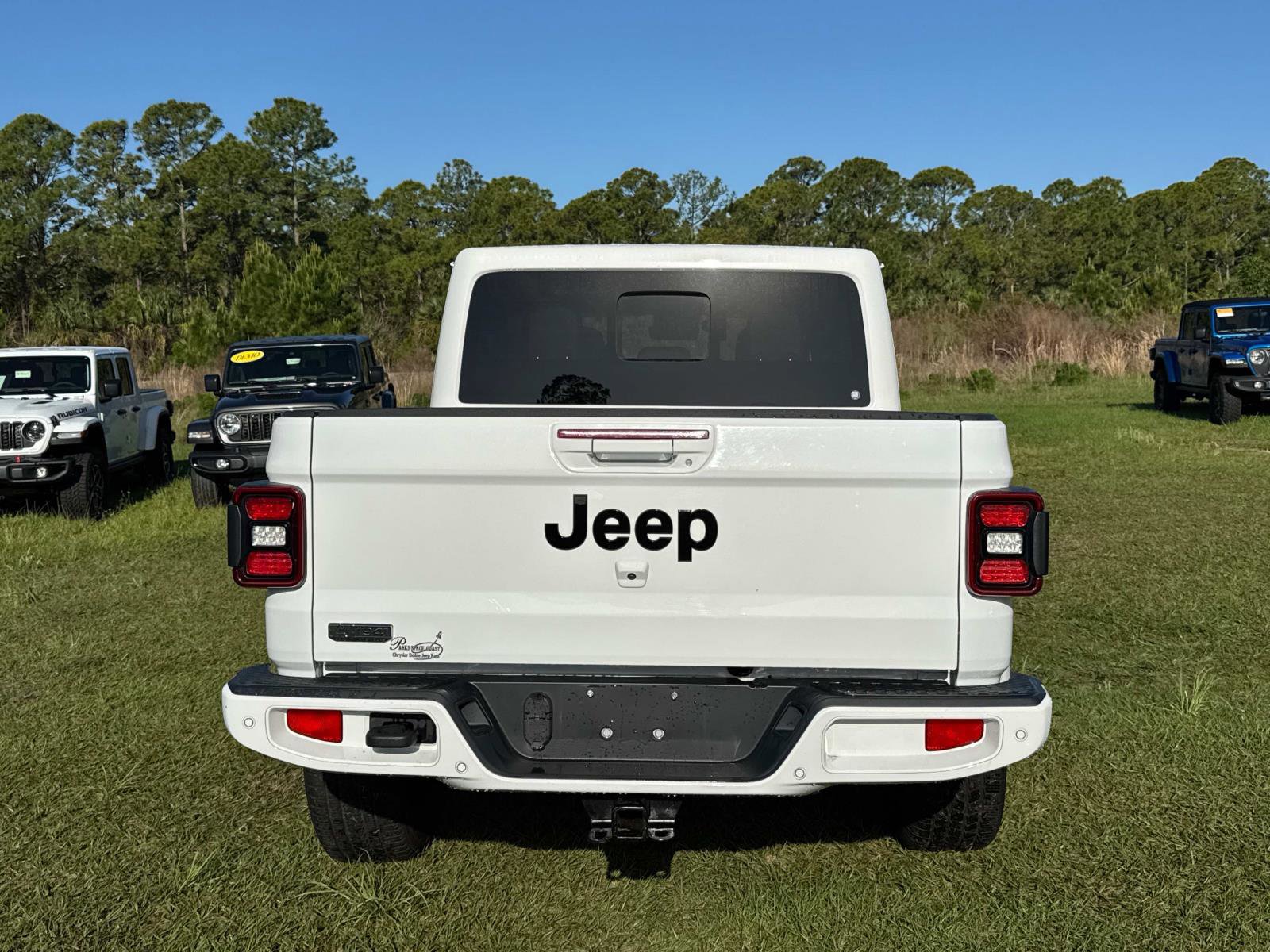 Certified 2021 Jeep Gladiator Overland image 4