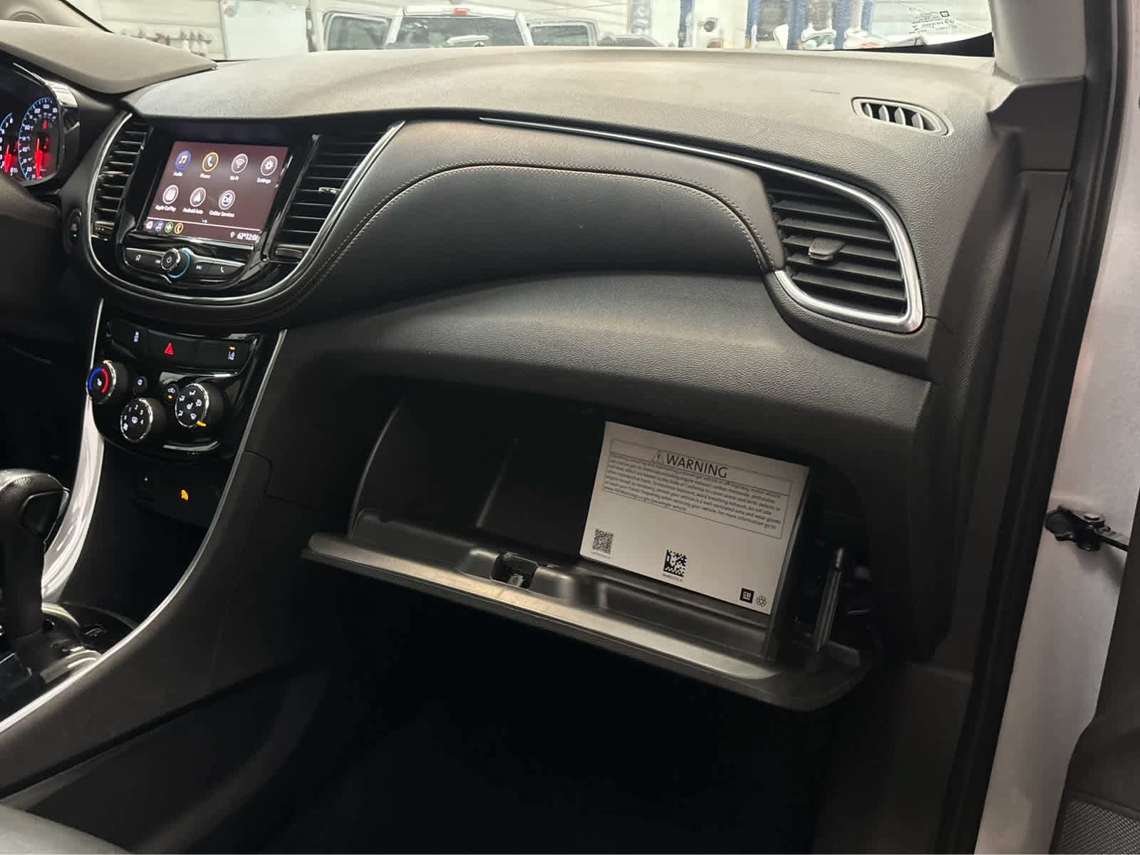 Used 2020 Chevrolet Trax Premier AWD/4WD image 29