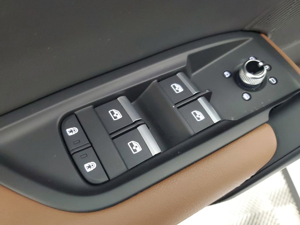 Used 2025 Audi Q5 2.0T Premium Plus image 20