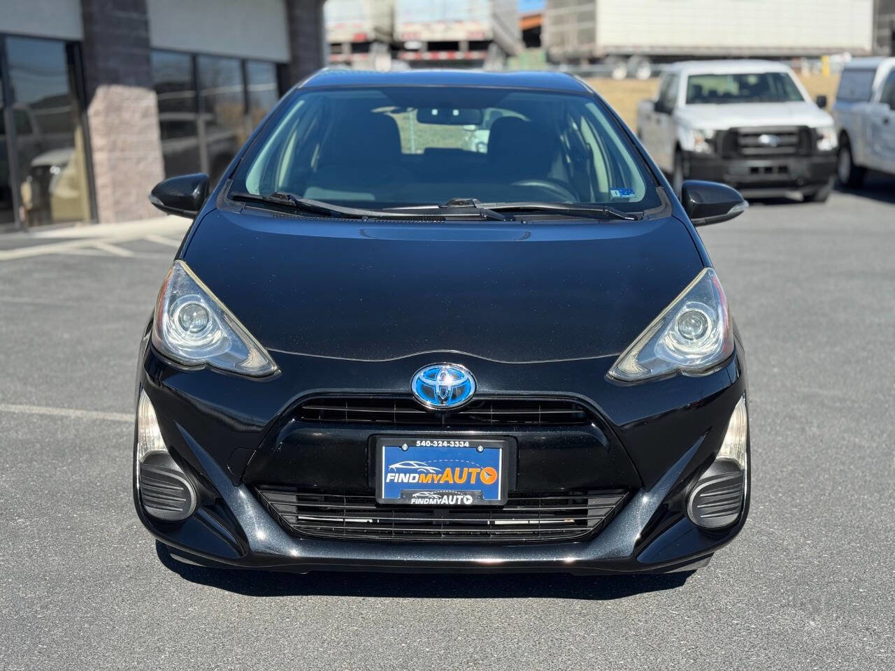 Used 2016 Toyota Prius C Two image 34