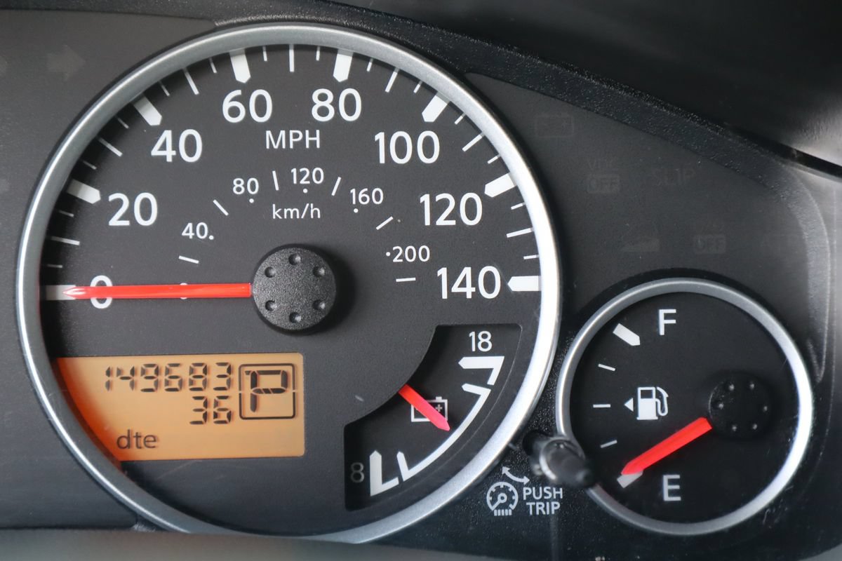 Used 2006 Nissan Xterra SE w/ (W94) Tow Pkg AWD/4WD image 44
