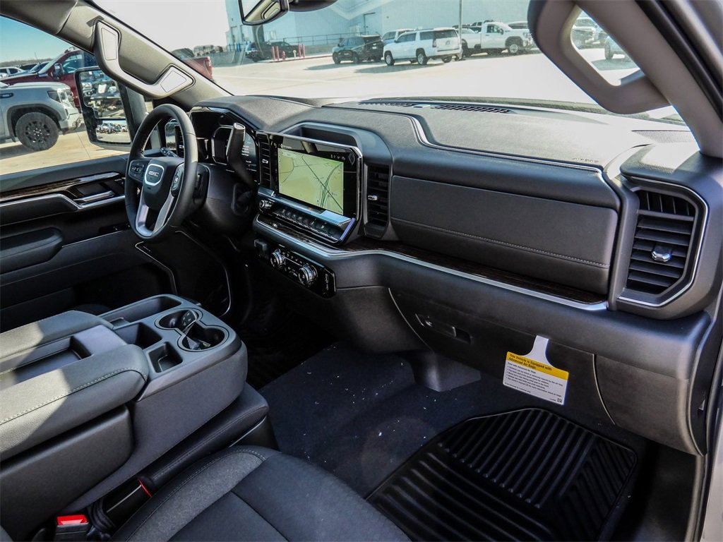 New 2026 GMC Sierra 3500 SLE w/ Preferred Package image 17