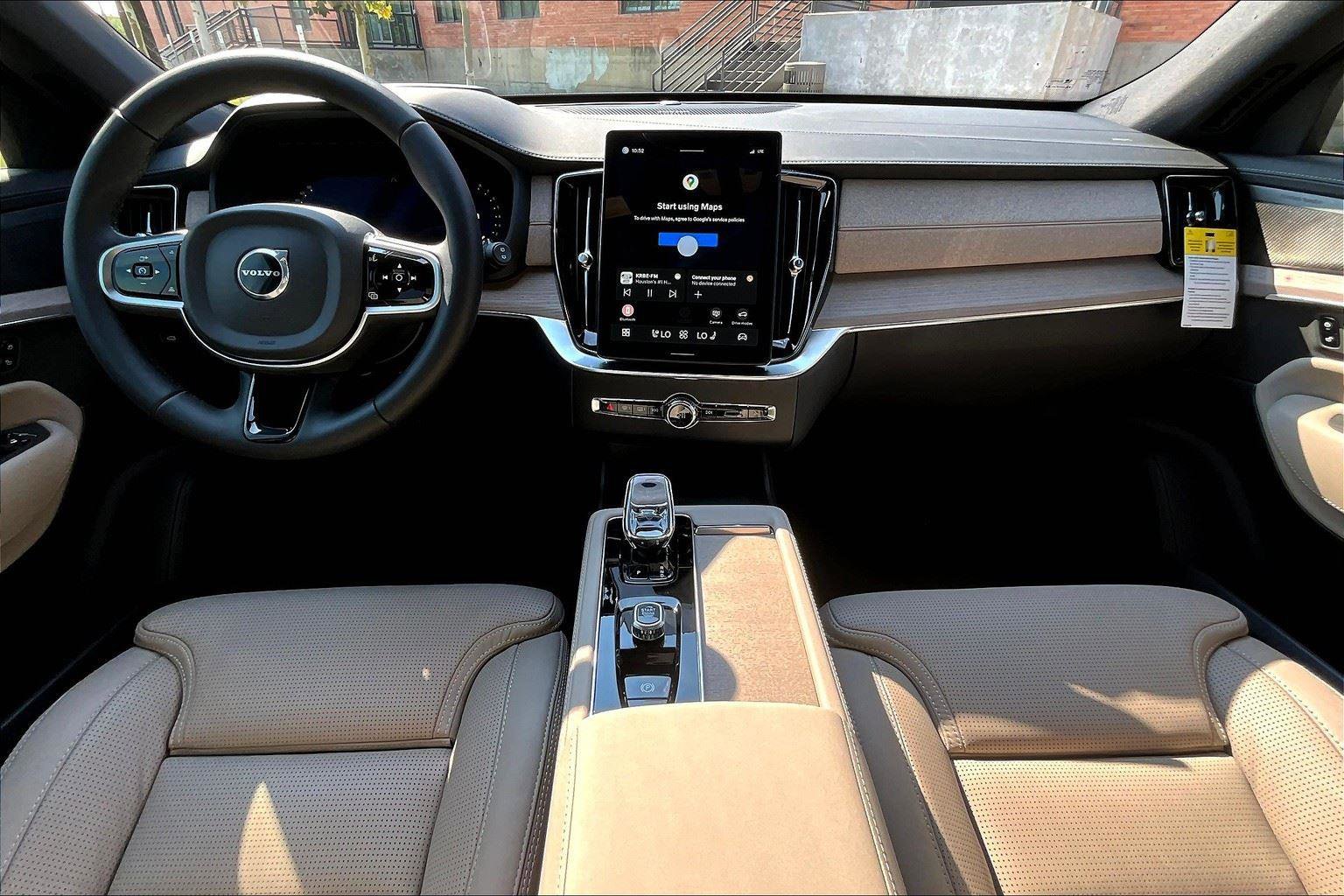 New 2026 Volvo XC90 B6 Ultra image 8