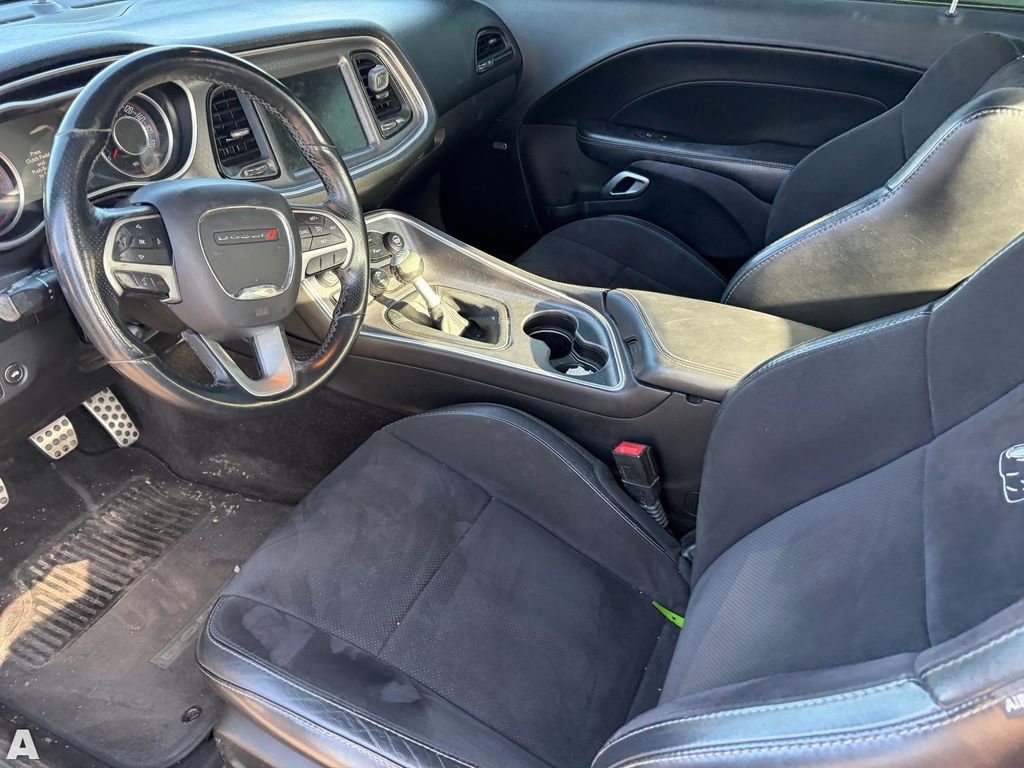 Used 2016 Dodge Challenger R/T Scat Pack w/ Leather Interior Group image 10