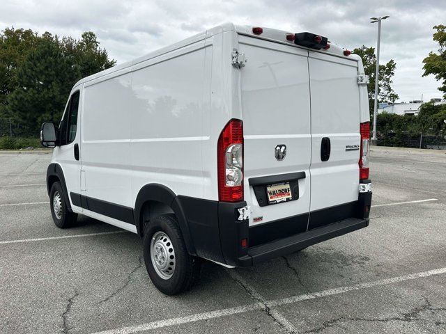 New 2025 RAM ProMaster 1500 w/ Premium Convenience Group FWD image 4
