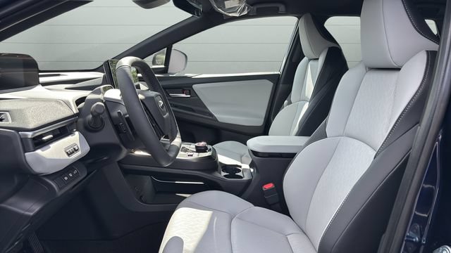 New 2026 Subaru Solterra AWD/4WD image 21