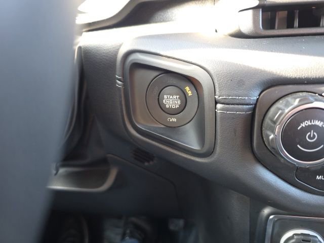 Used 2024 Jeep Wrangler Sahara w/ Technology Group image 26