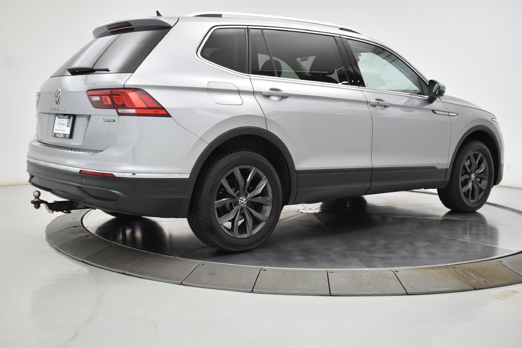 Used 2022 Volkswagen Tiguan SE AWD/4WD image 21