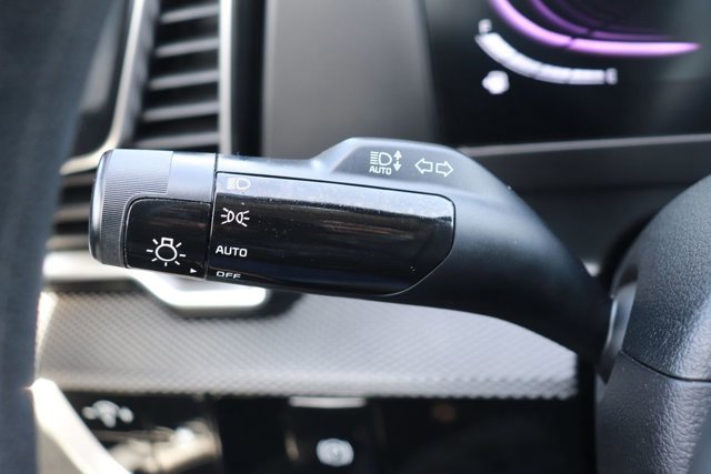 Used 2025 Kia Sportage LX image 19