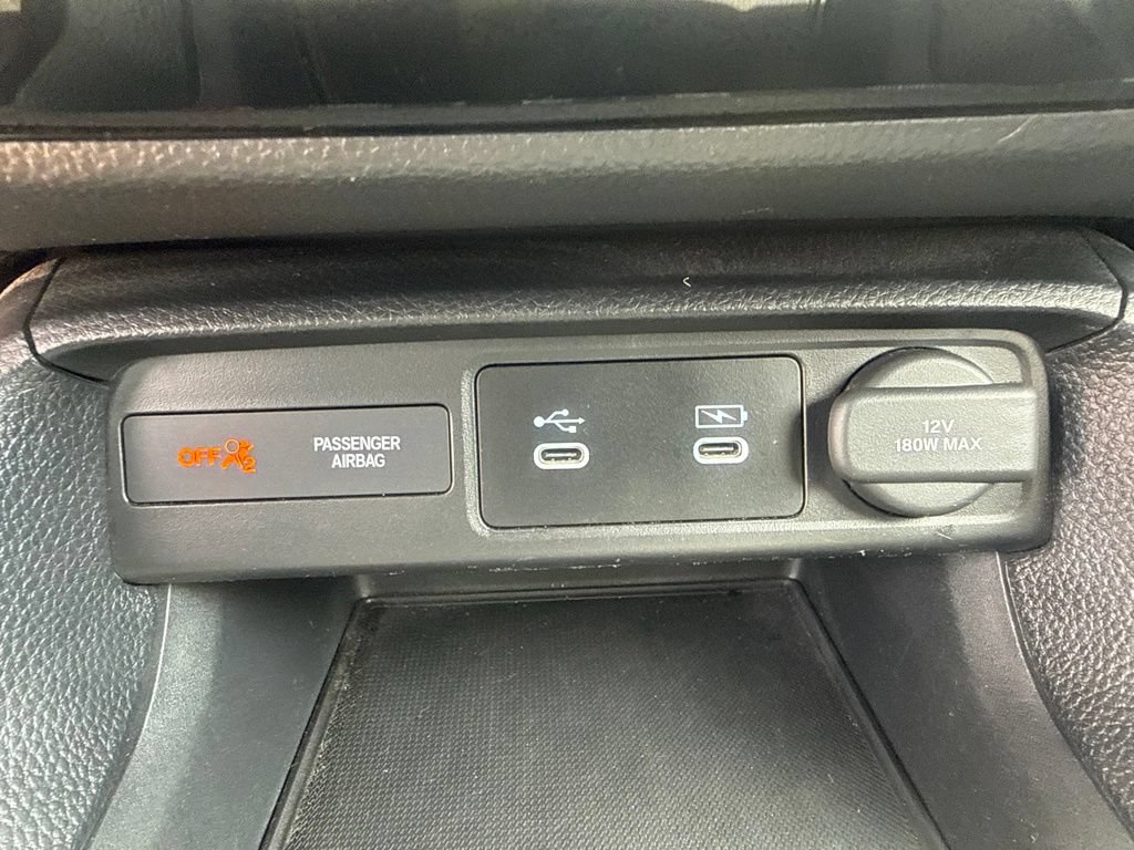 Used 2025 Honda Civic Sport image 25