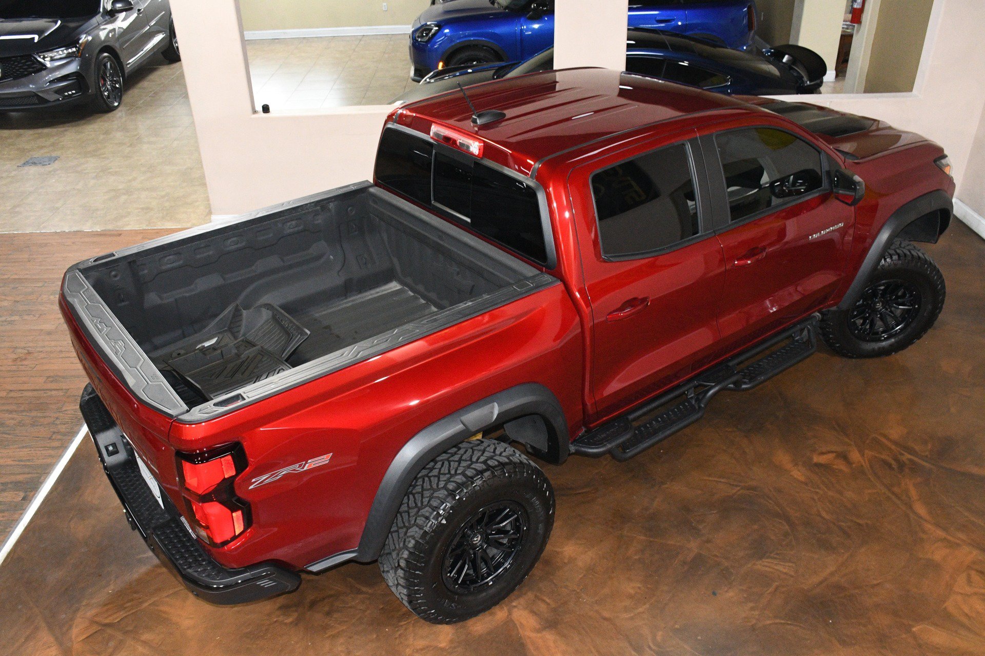 Used 2025 Chevrolet Colorado ZR2 w/ Technology Package AWD/4WD image 75