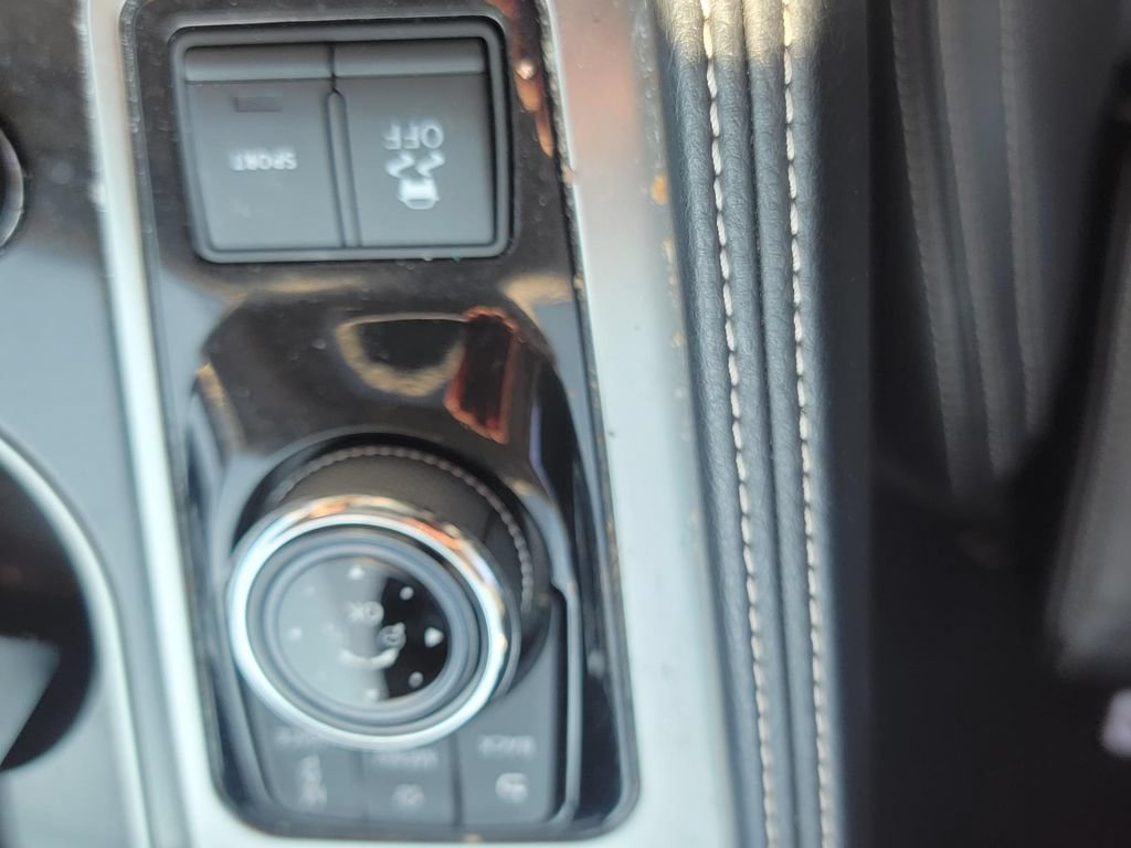 Used 2023 Nissan Maxima Platinum w/ Sport Mat Group FWD image 29