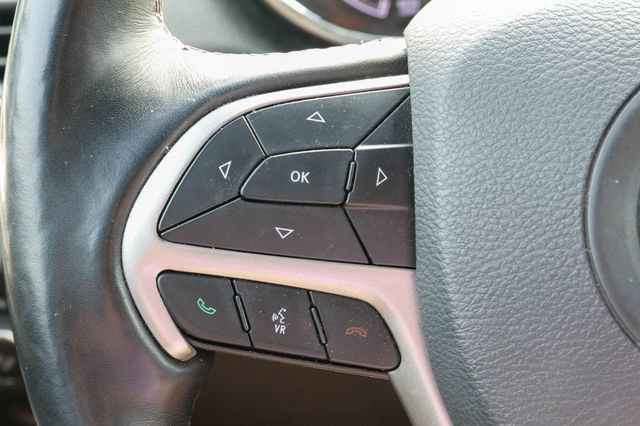 Used 2022 Jeep Grand Cherokee Laredo X AWD/4WD image 28