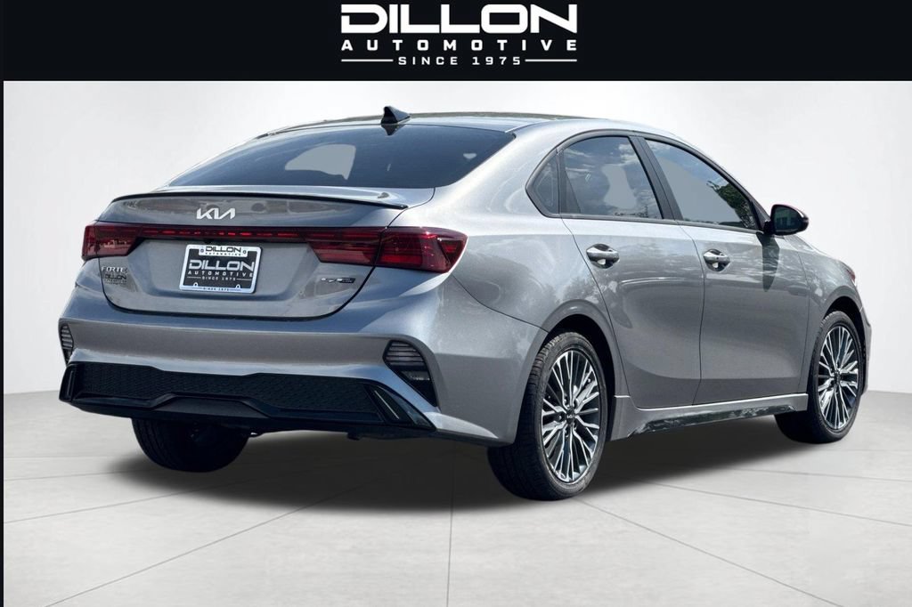 Used 2024 Kia Forte GT-Line w/ GT-Line Premium Package FWD image 4