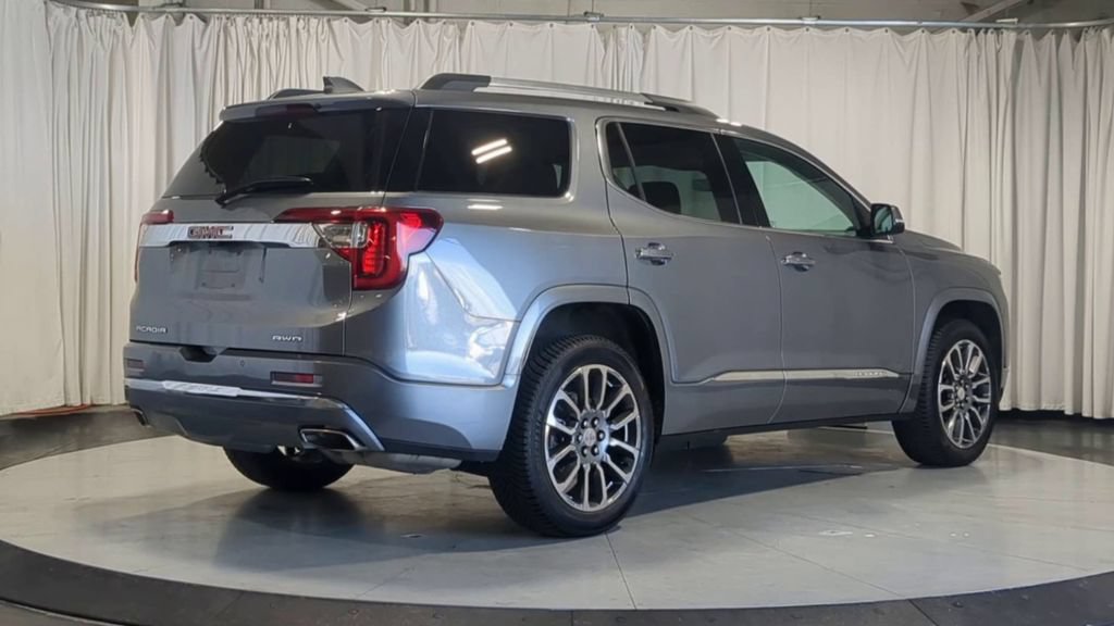 Used 2021 GMC Acadia Denali w/ Denali Ultimate Package AWD/4WD image 10
