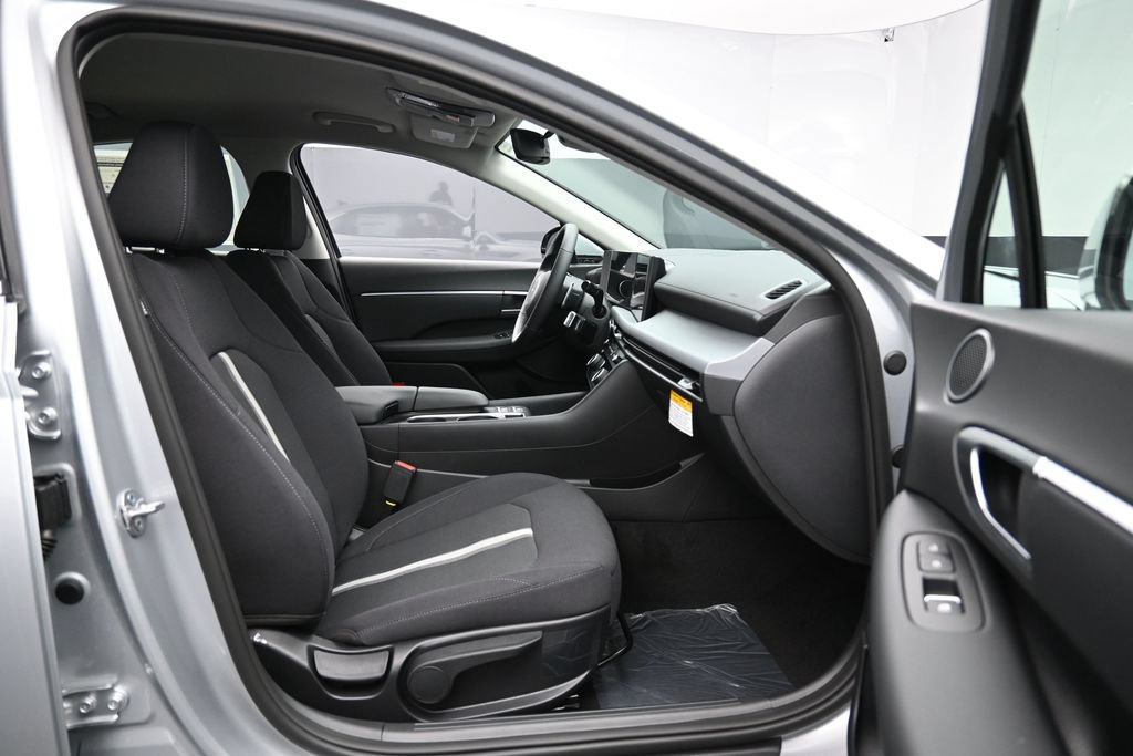 New 2026 Hyundai Sonata SEL AWD/4WD image 28
