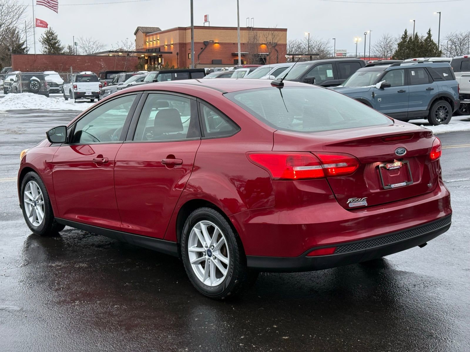Used 2017 Ford Focus SE image 5