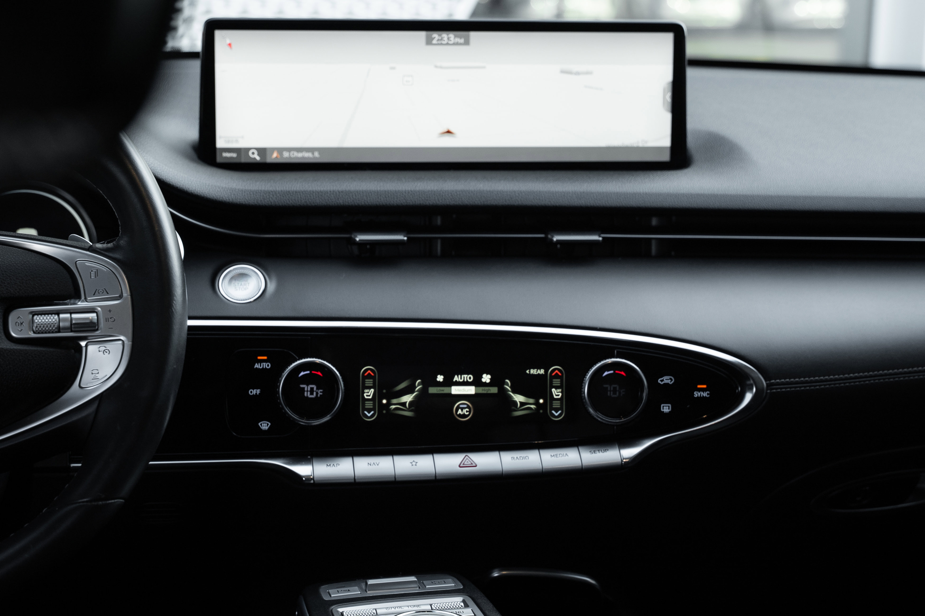 Used 2022 Genesis GV70 2.5T w/ Select Package image 13