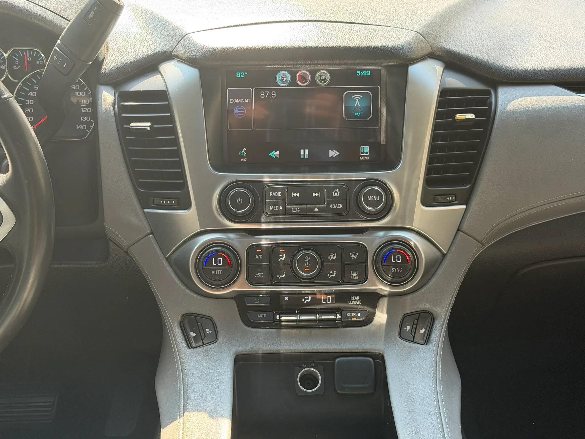 Used 2015 Chevrolet Tahoe LT RWD image 15