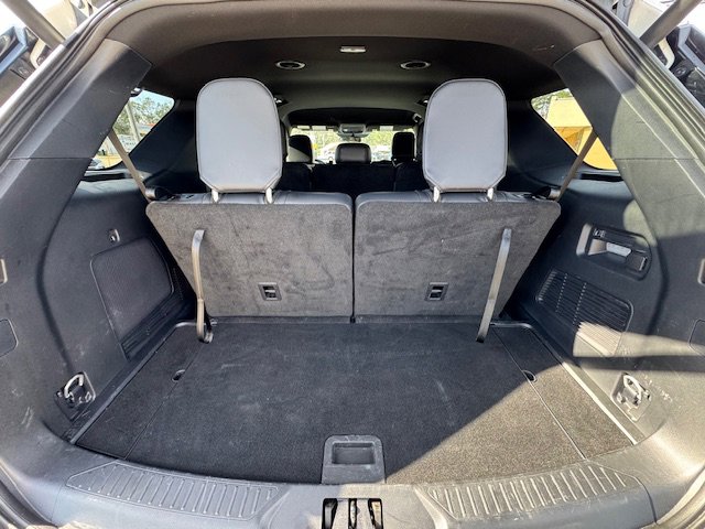 Used 2025 Ford Explorer ST-Line w/ Premium Package image 12