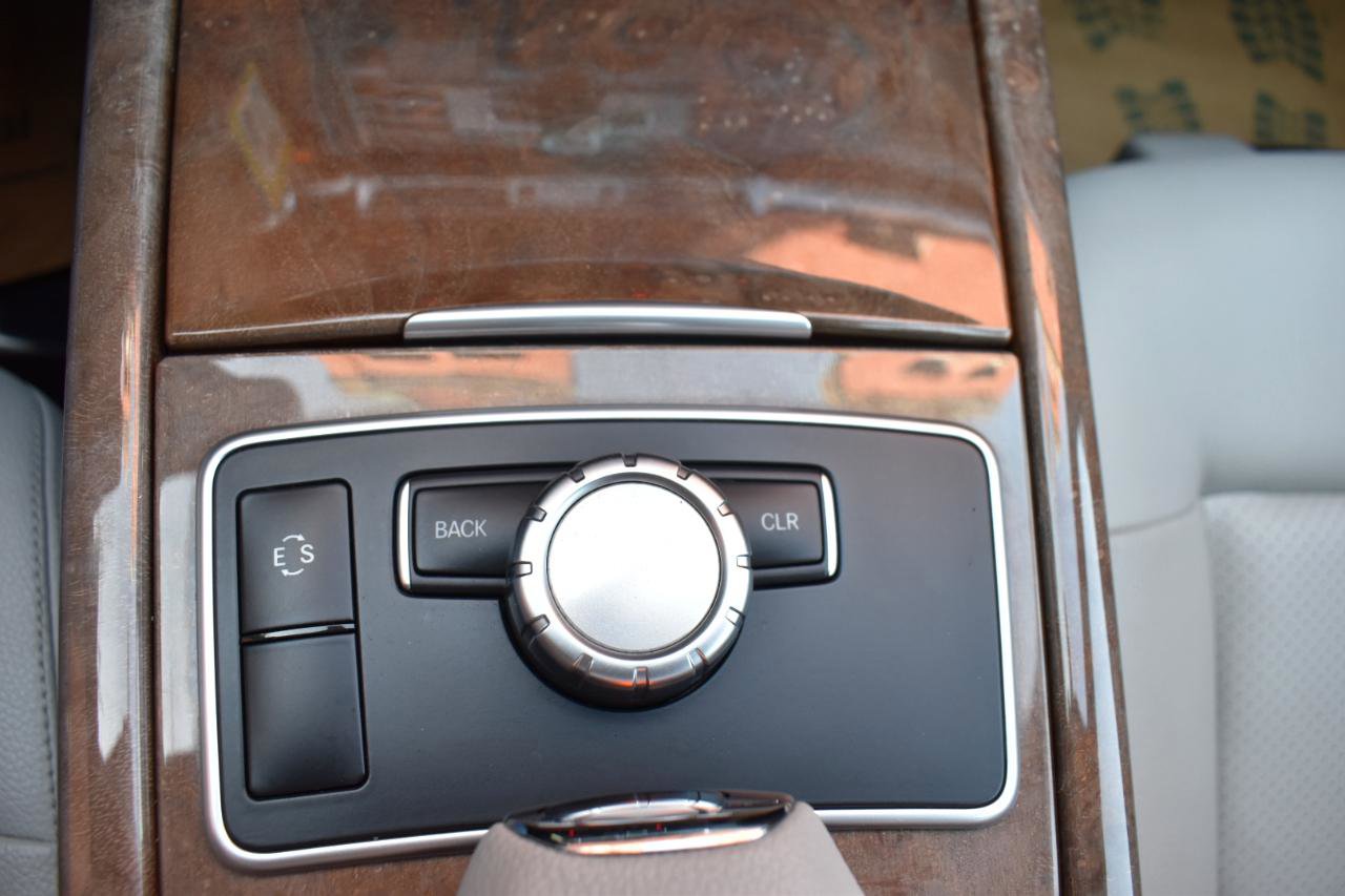Used 2013 Mercedes-Benz E 350 Sedan image 30