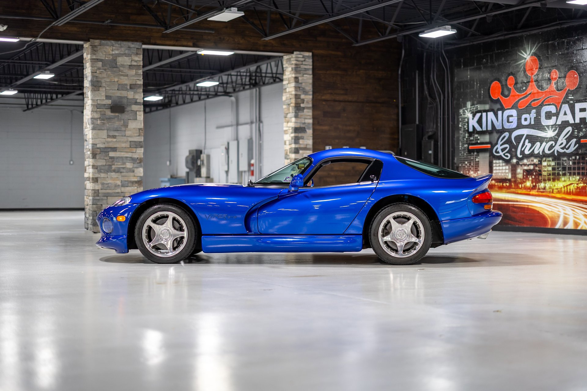 Used 1996 Dodge Viper GTS RWD image 14
