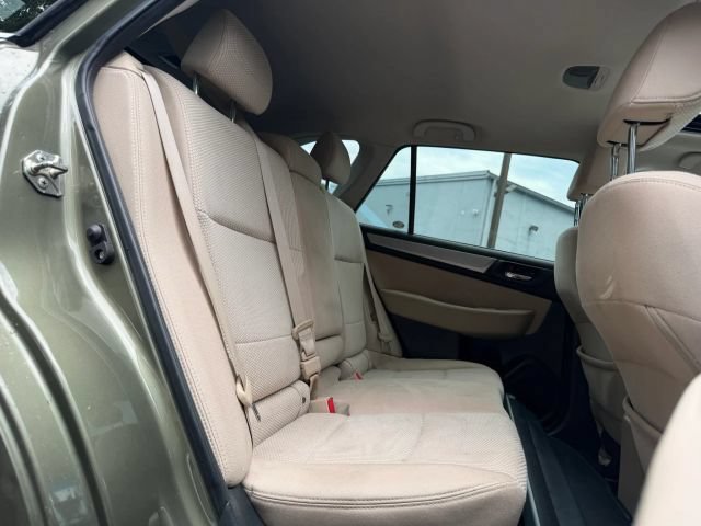 Used 2016 Subaru Outback 2.5i Premium AWD/4WD image 12