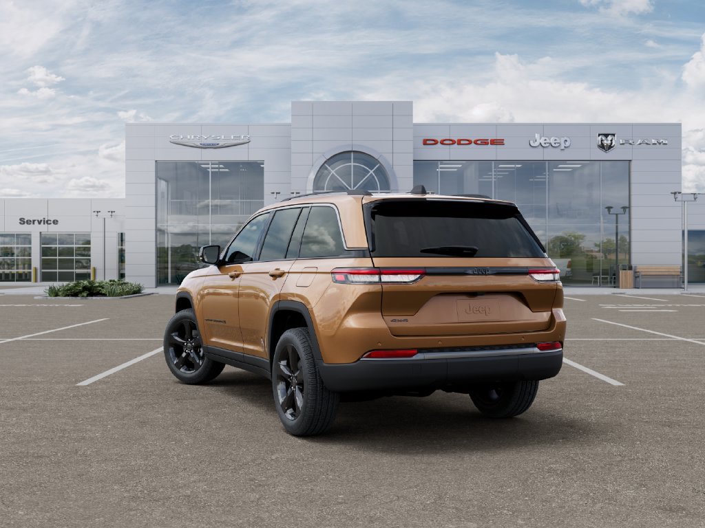New 2027 Jeep Grand Cherokee Limited AWD/4WD image 3