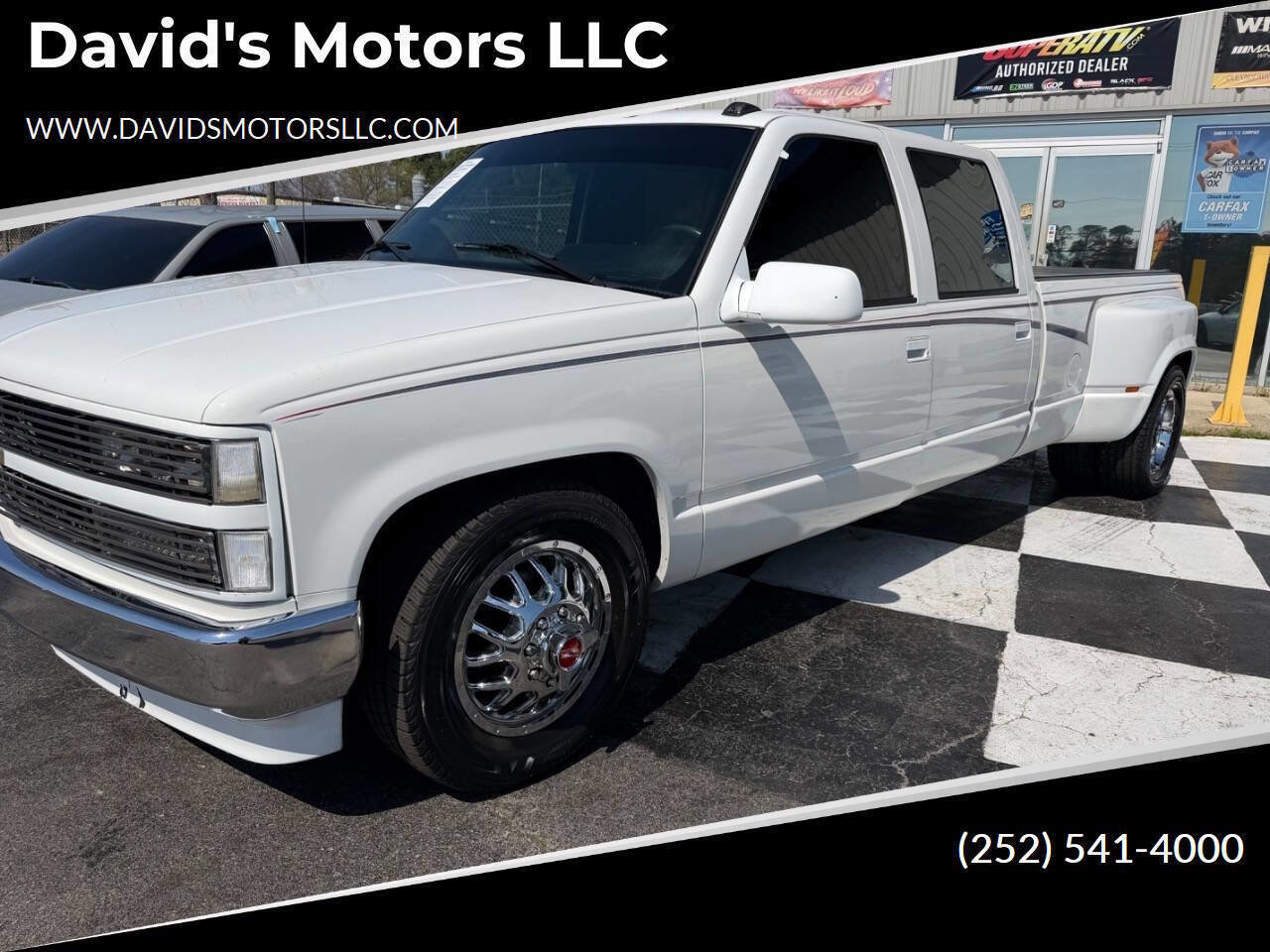 Used 1993 Chevrolet Silverado 3500 2WD Crew Cab image 1