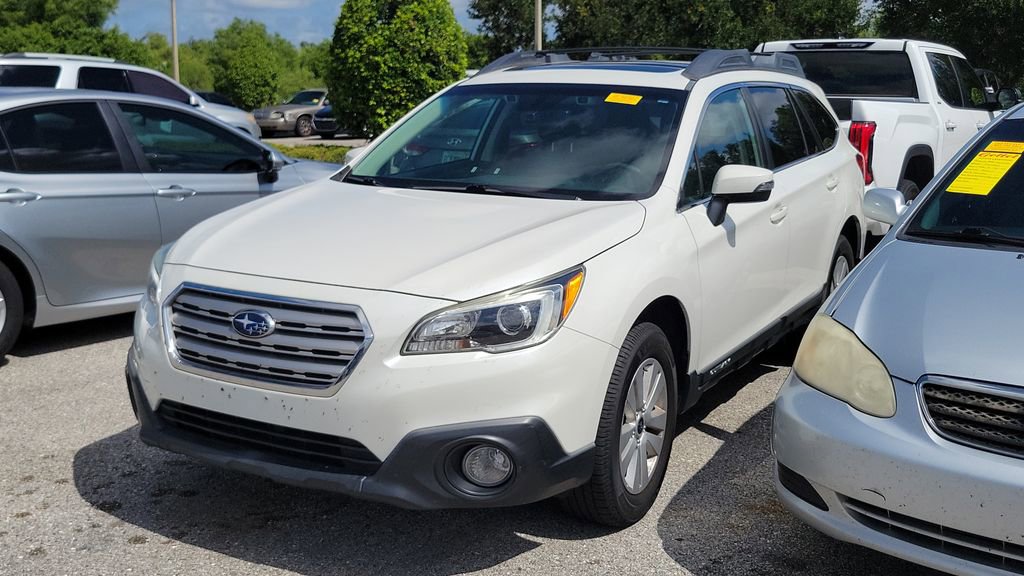 Used 2017 Subaru Outback 2.5i Premium AWD/4WD image 2