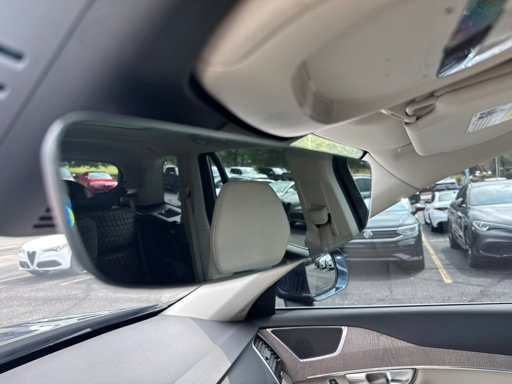 Used 2023 Volvo XC90 B6 Plus AWD/4WD image 48