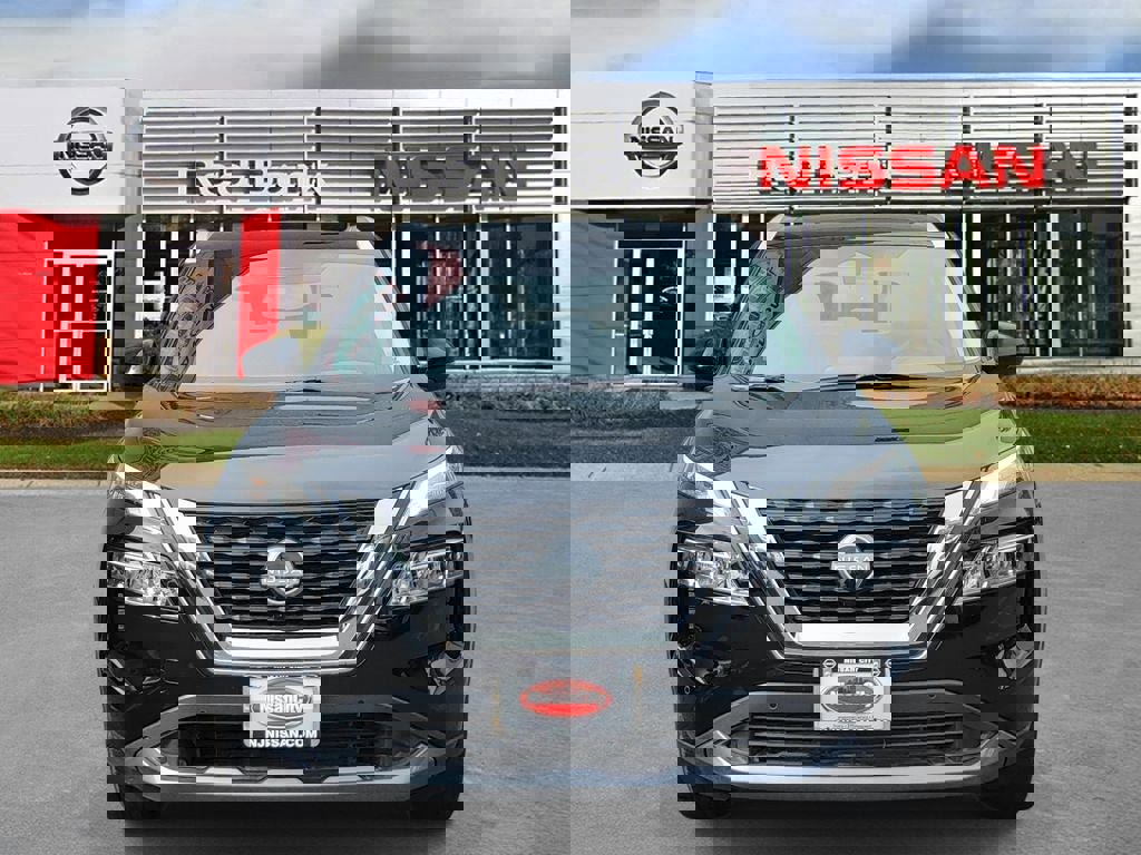 Used 2023 Nissan Rogue SL w/ SL Premium Package AWD/4WD image 2