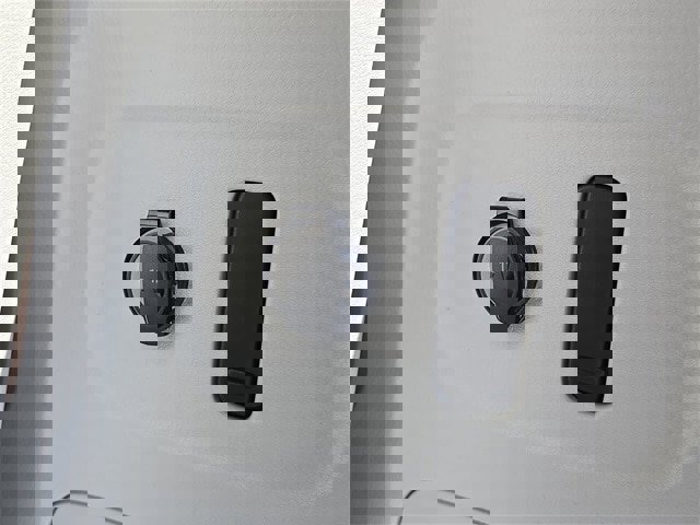 New 2025 Volkswagen ID. Buzz Pro S Plus image 23