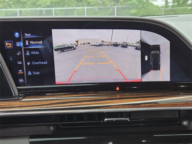 Certified 2024 Cadillac Escalade ESV Premium Luxury w/ Performance Package image 20