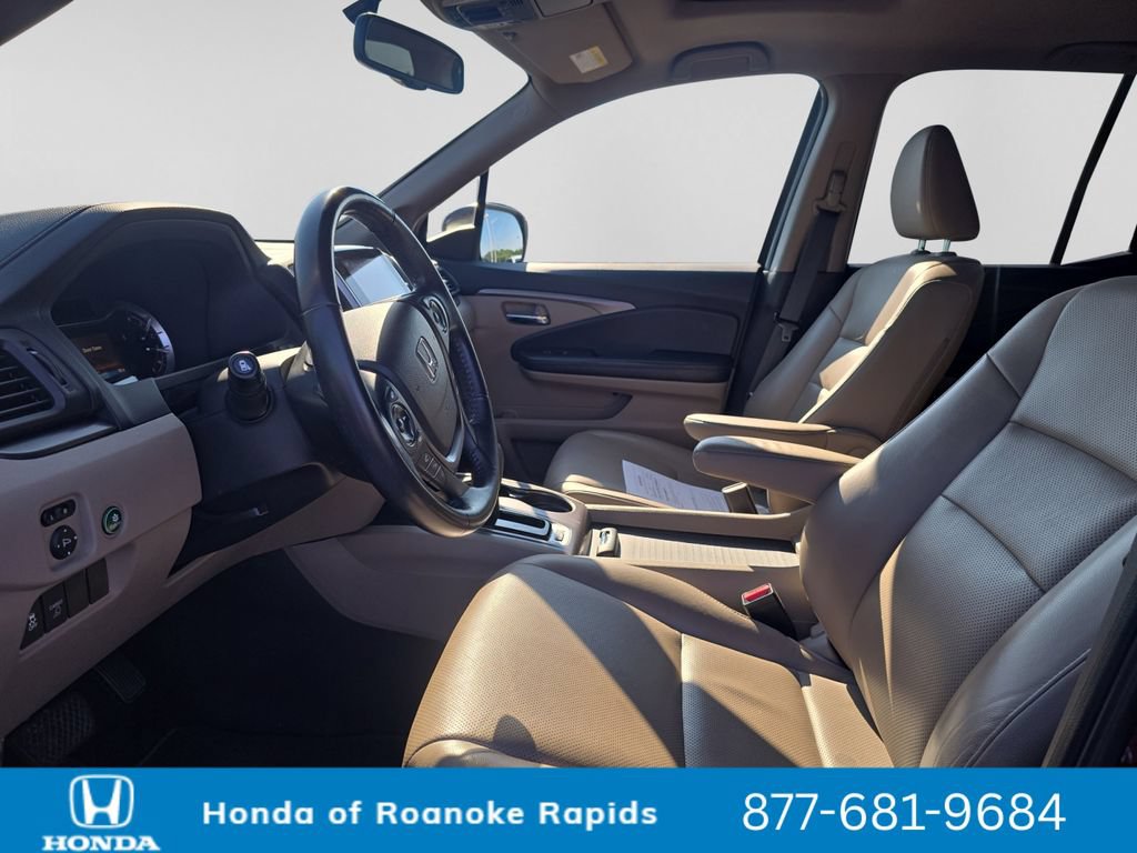Used 2019 Honda Ridgeline RTL-T image 10