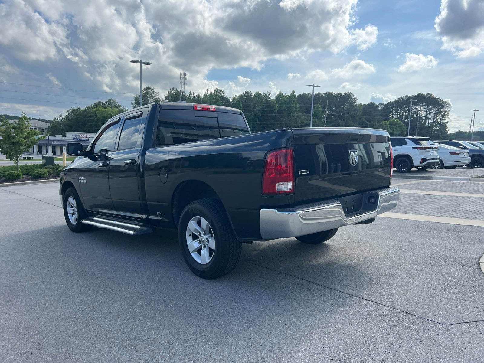 Used 2016 RAM 1500 Classic SLT RWD image 7