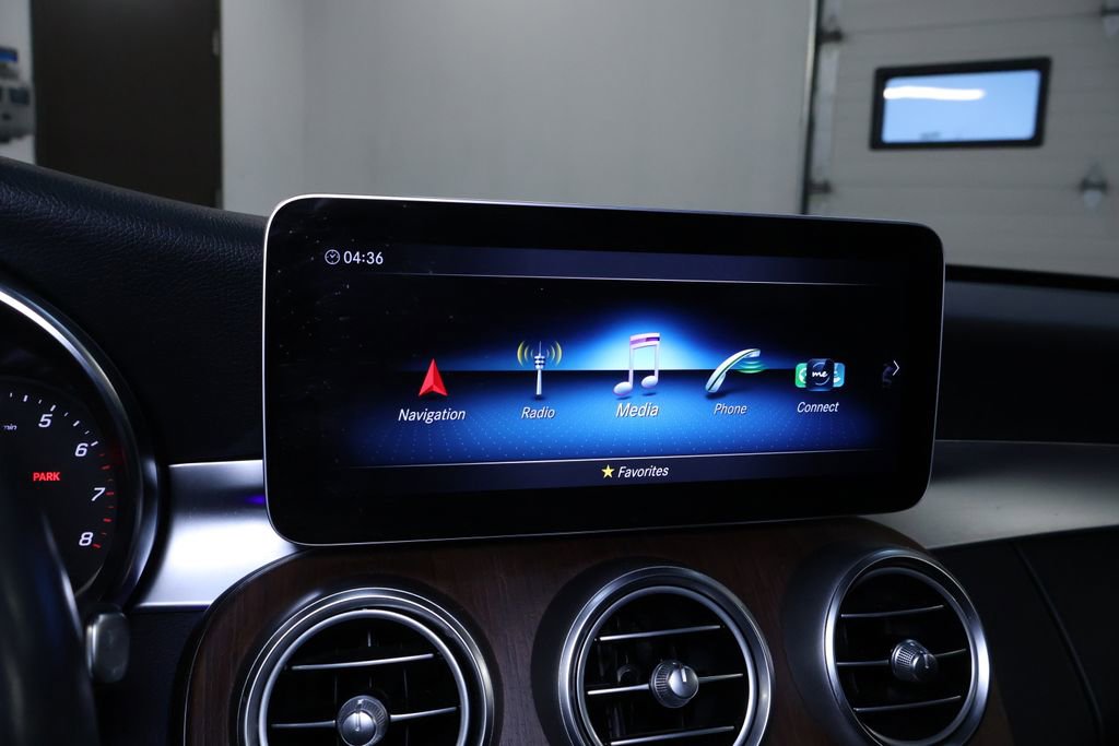 Used 2020 Mercedes-Benz C 300 4MATIC Sedan image 30
