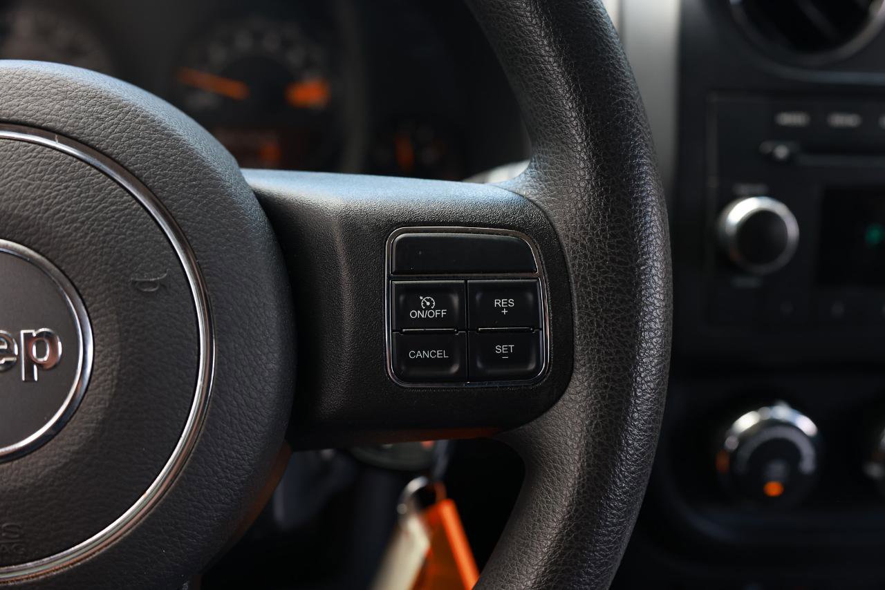 Used 2015 Jeep Compass Sport w/ Power Value Group FWD image 25